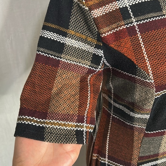 EnFocus Studio Plaid Dress - Size 10 | Button Pocket Detail - Picture 5 of 6